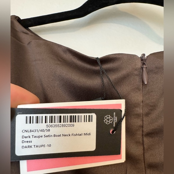 NWT PrettyLittleThings Chocolate Brown Boat Neck Satin Fishtail Midi Dress-US 6 - Picture 7 of 14
